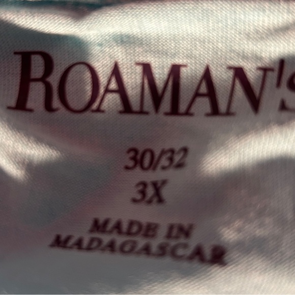 Plus Size Off Shoulder Top - Picture 6 of 8